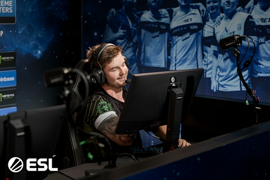 LPL四号种子危机分析 李哥与Chovy的关键对决