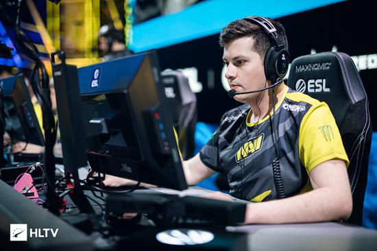 AI自动驾驶技术如何挑战张家界天门山99道弯